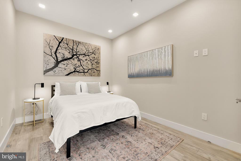 1777 T St NW #4