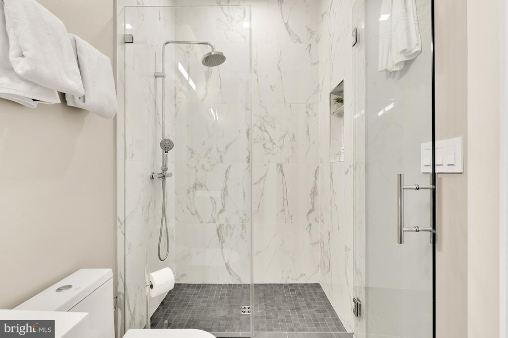 1777 T St NW #4