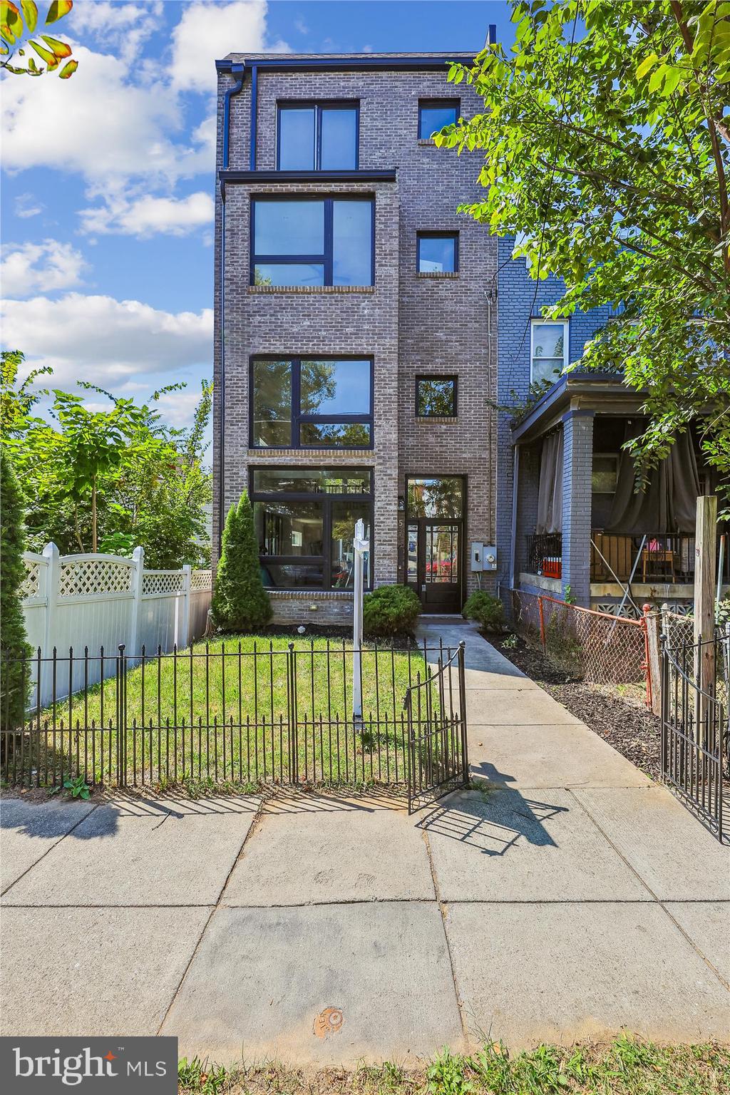 5316 9TH ST NW