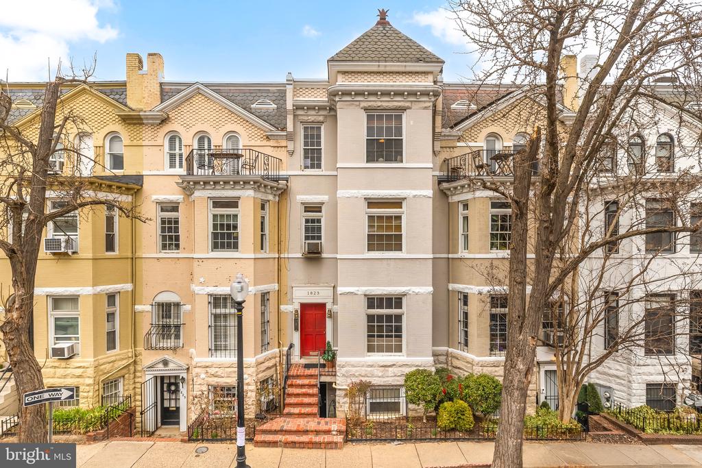 1823 Riggs Pl NW #9