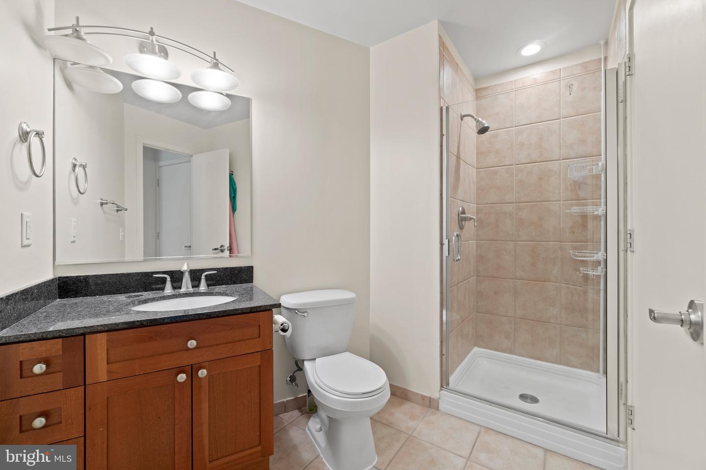 2120 VERMONT AVE NW #323
