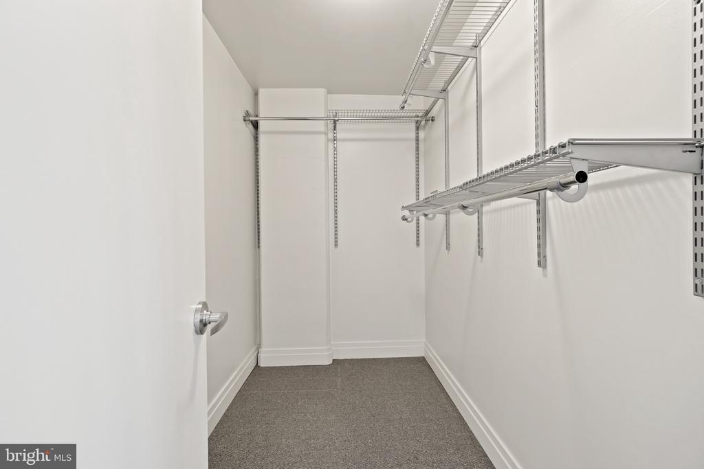 2120 VERMONT AVE NW #323