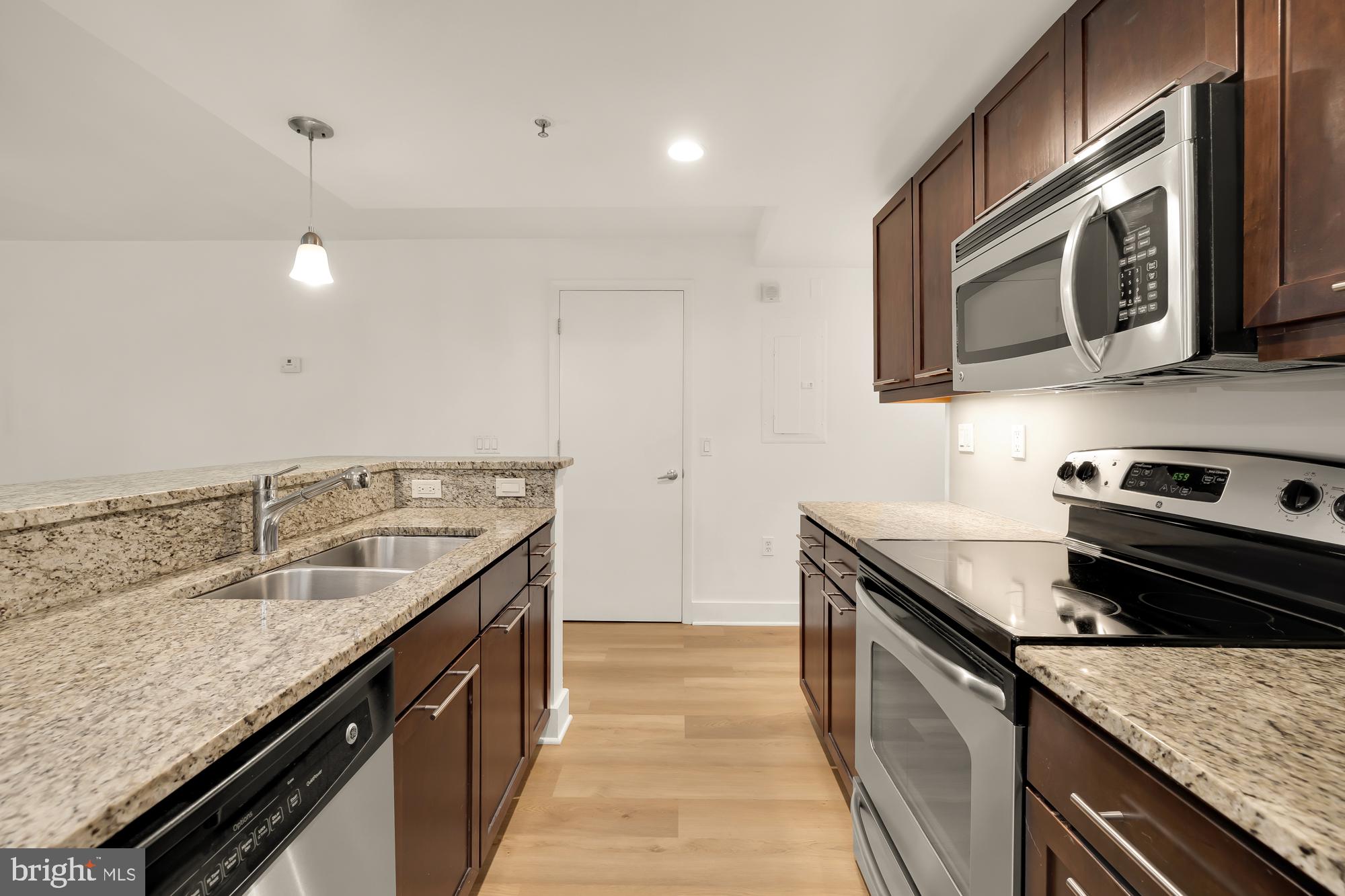 2201 2ND ST NW #12
