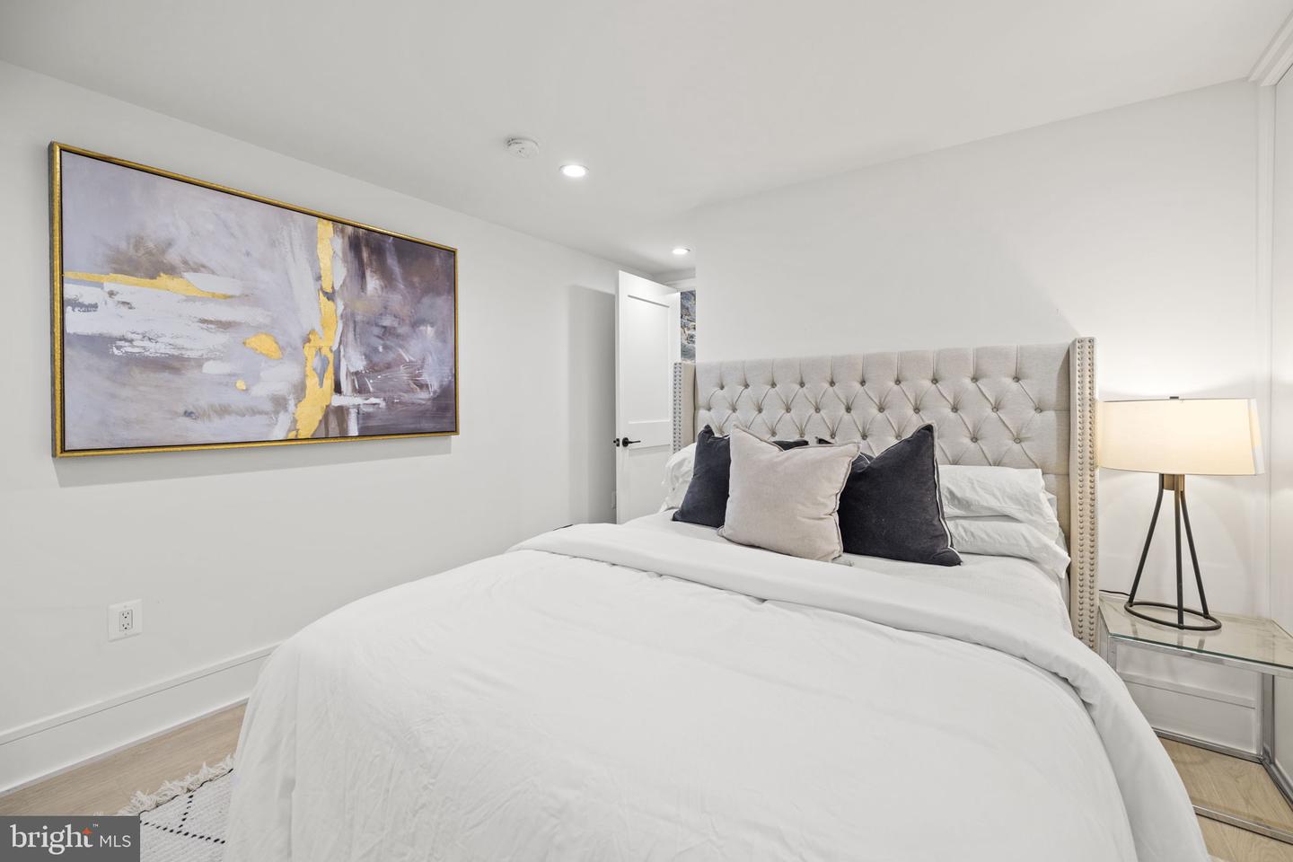 2506 I St NW