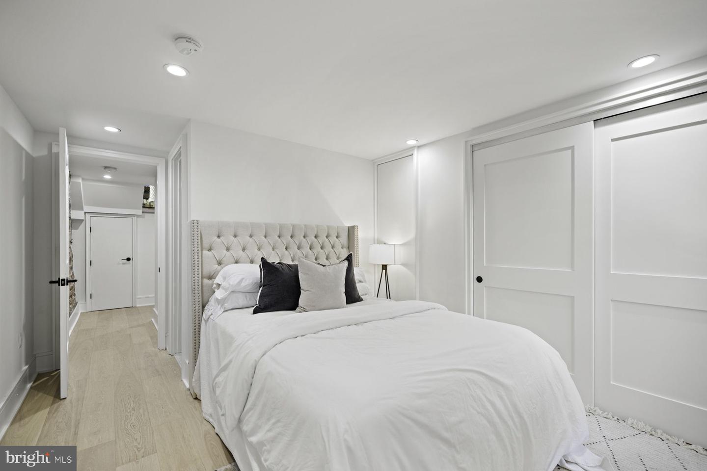 2506 I St NW
