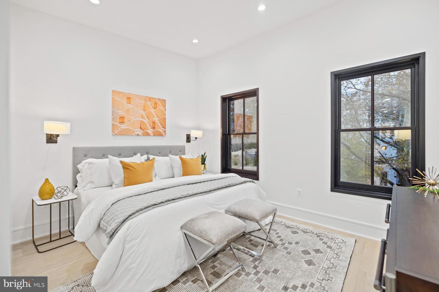 2506 I St NW