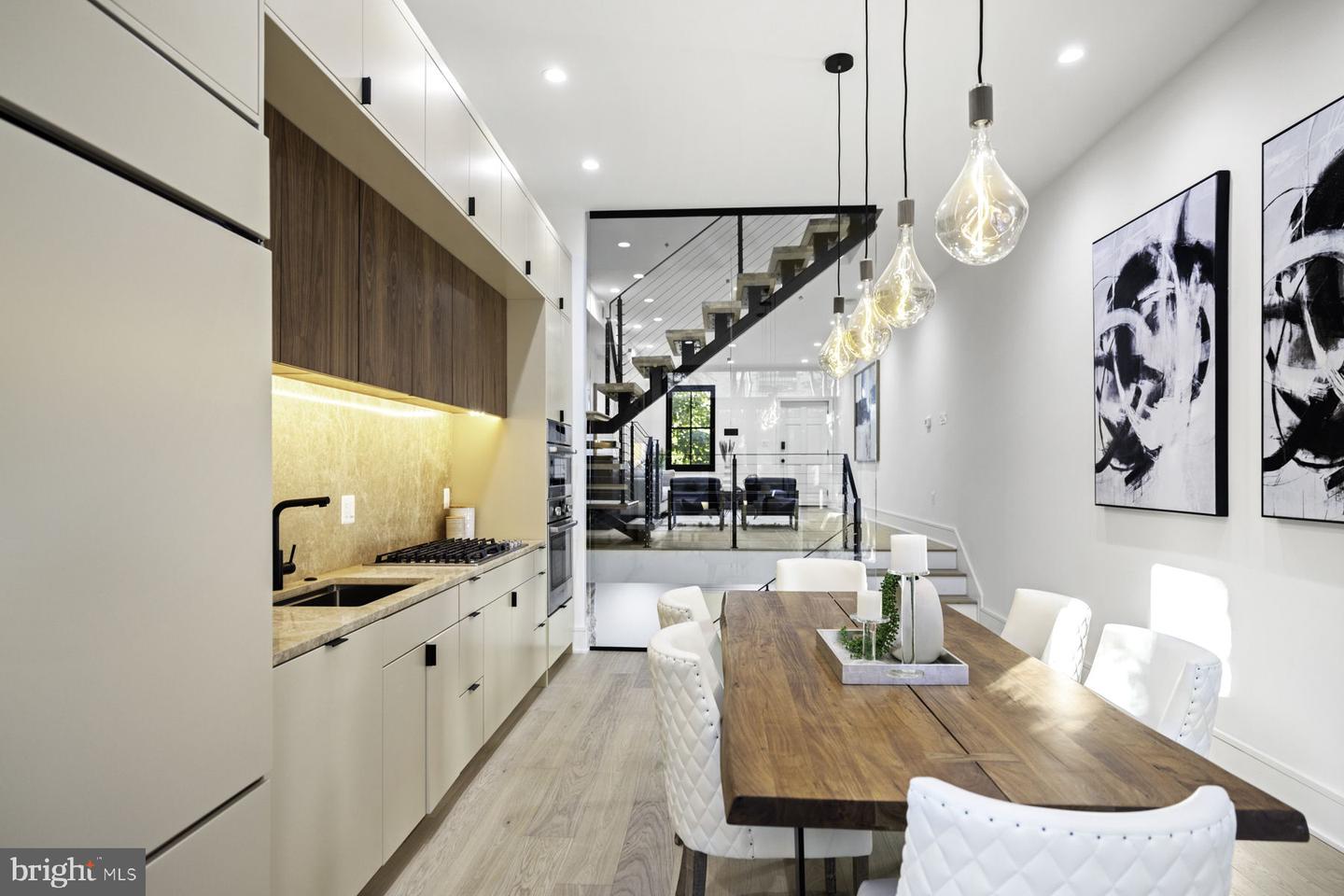 2506 I St NW