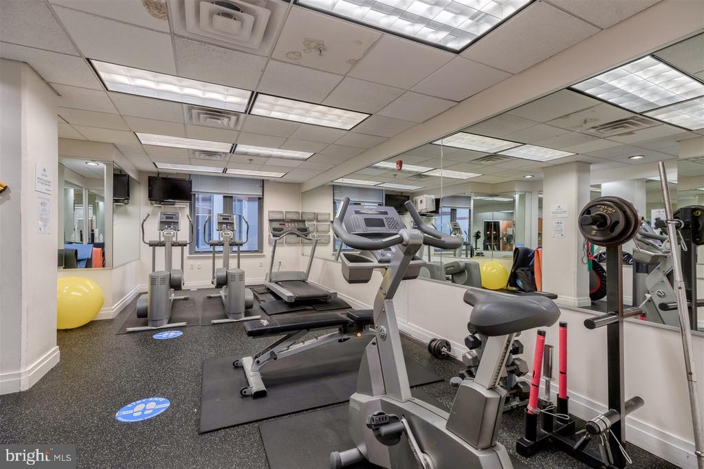 2120 VERMONT AVE NW #21