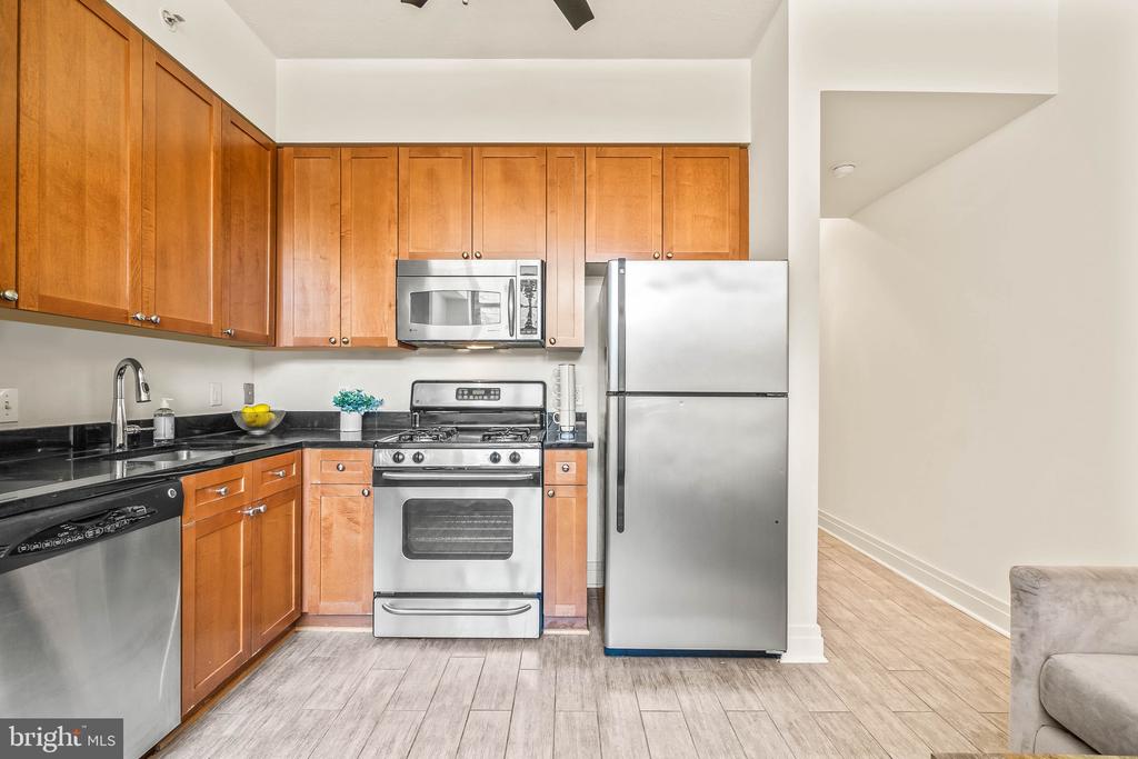 2120 VERMONT AVE NW #21