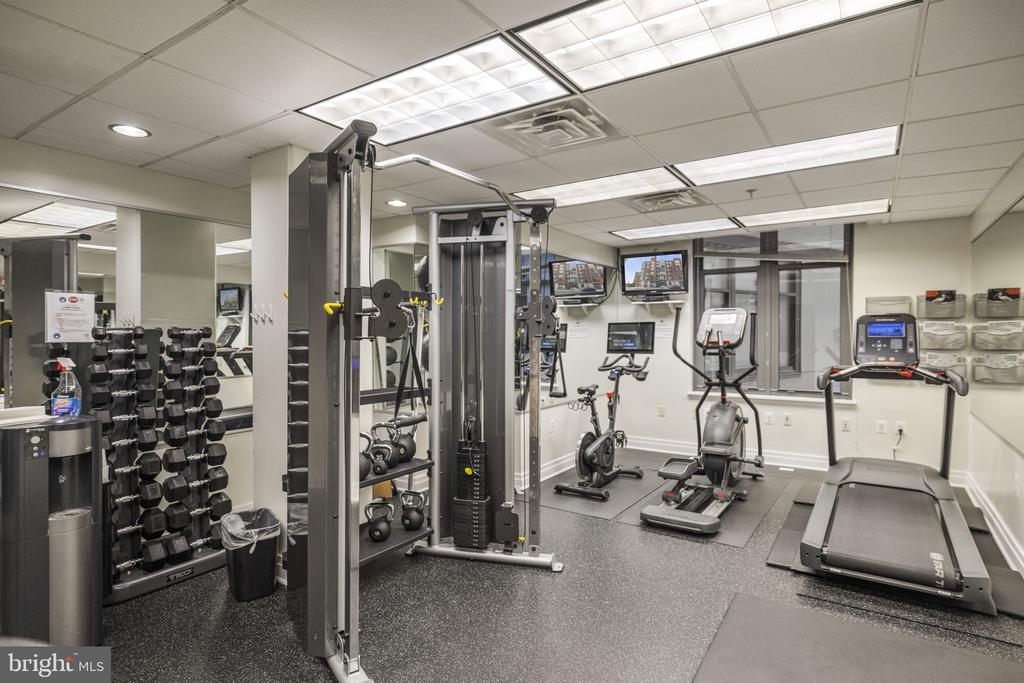 2120 VERMONT AVE NW #21