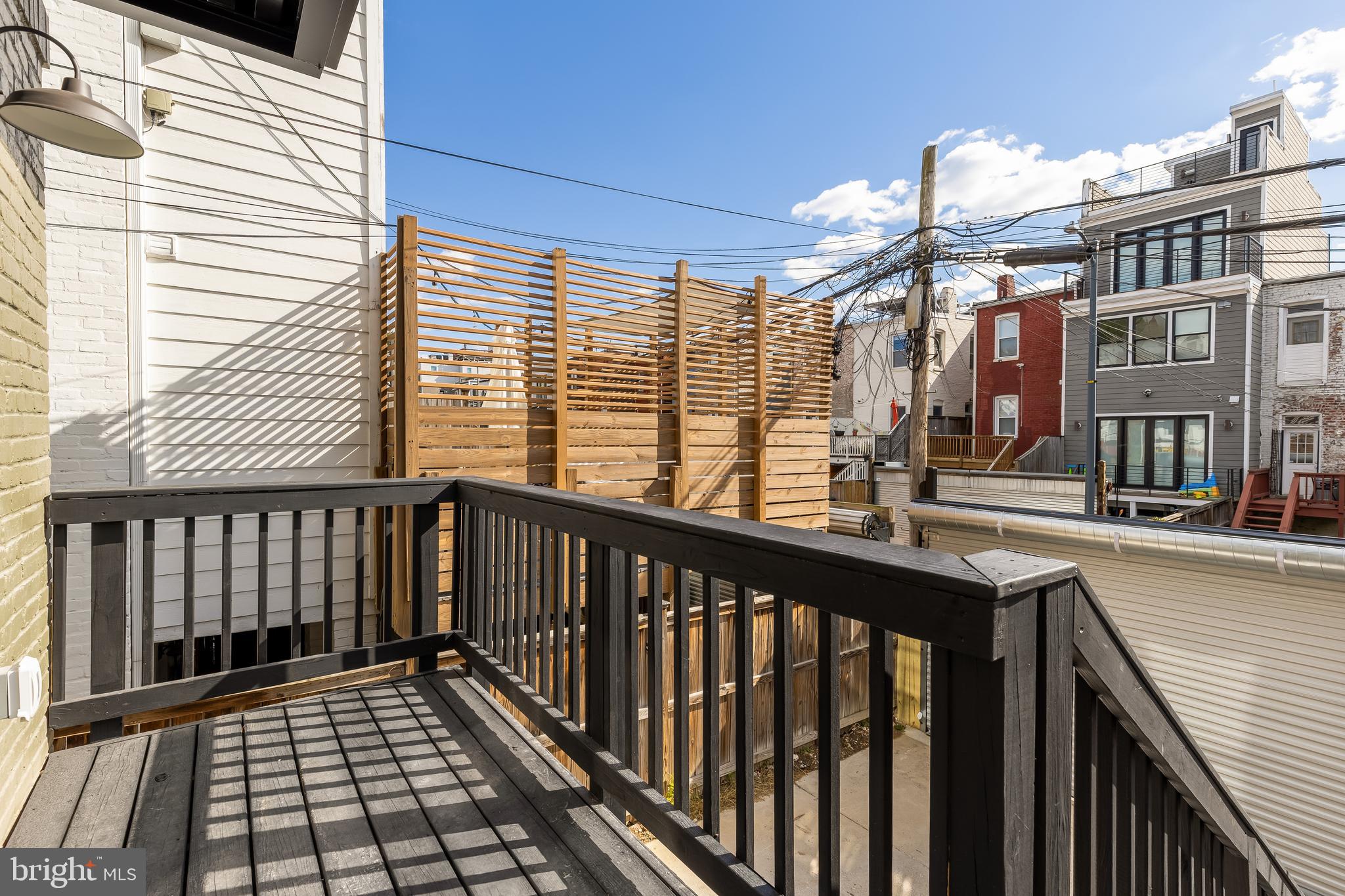 44 SEATON PLACE NW