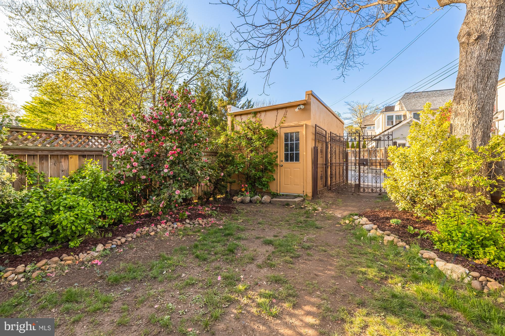 1705 Upshur St NW