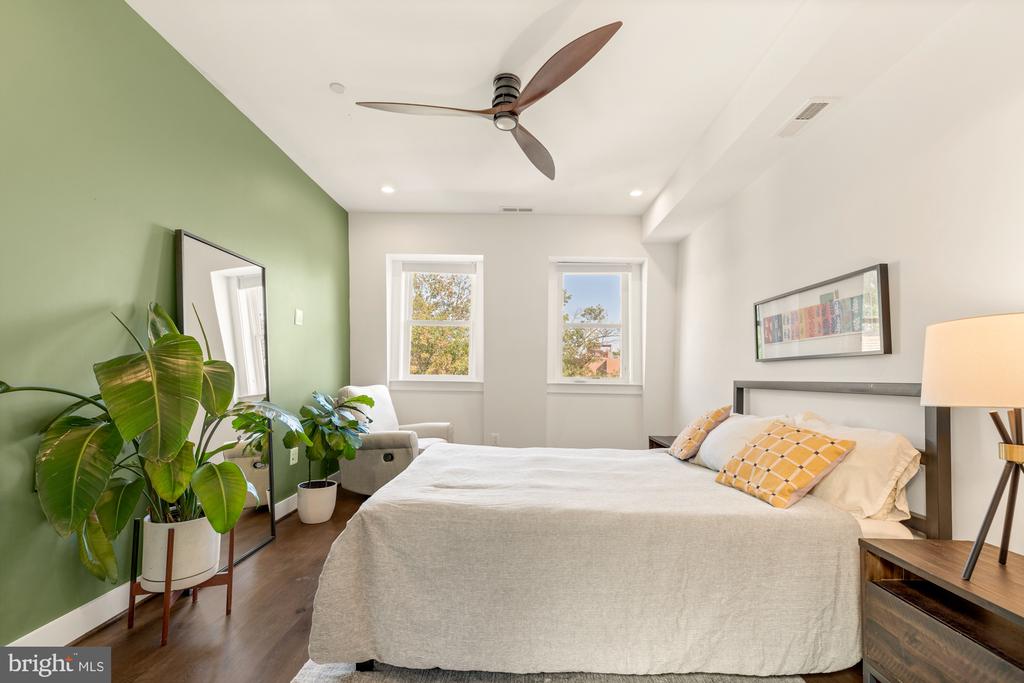 2016 2ND ST NW #1