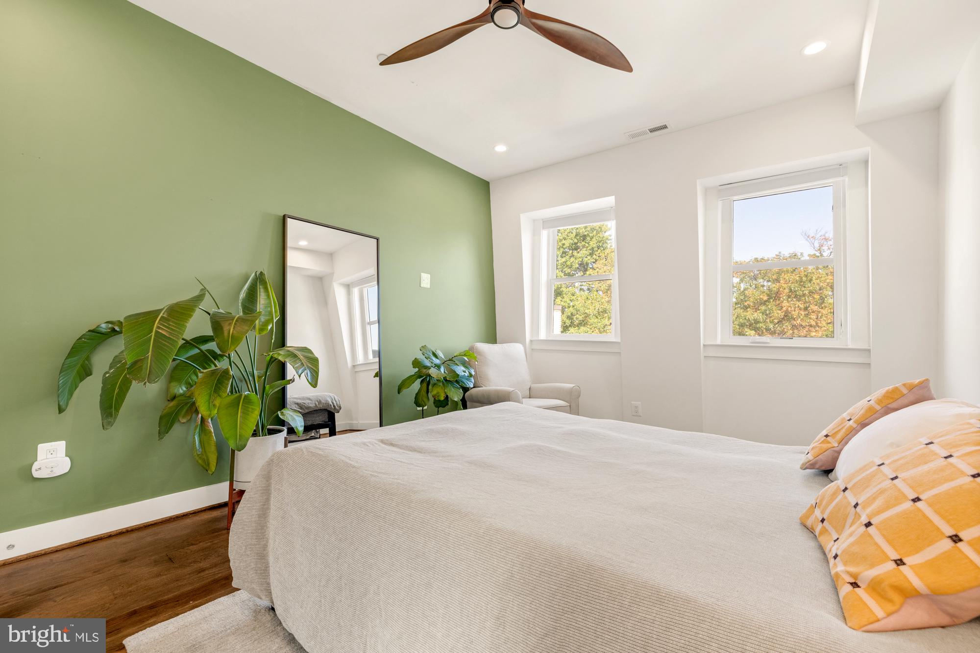 2016 2ND ST NW #1