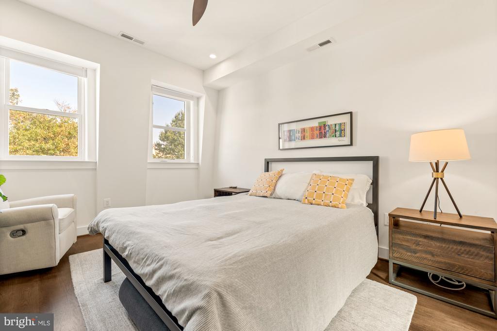 2016 2ND ST NW #1