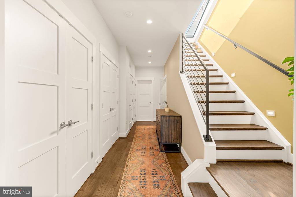 2016 2ND ST NW #1