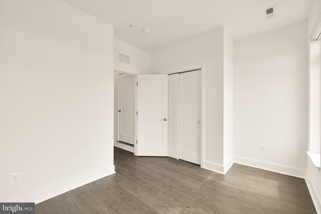 65 LOWER SERVICE CT NW