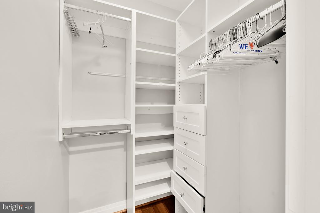 2301 N St NW #101