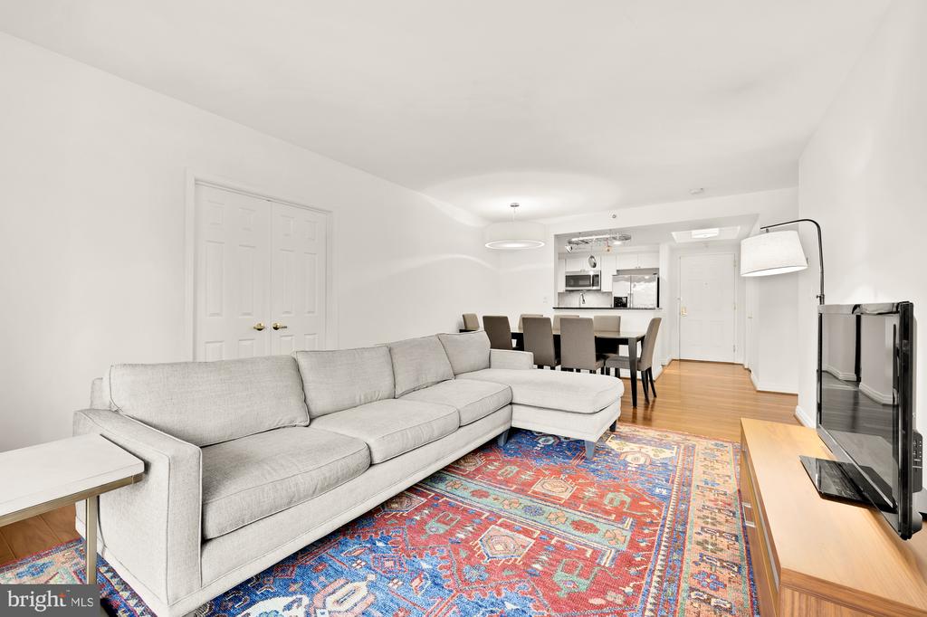2301 N St NW #101