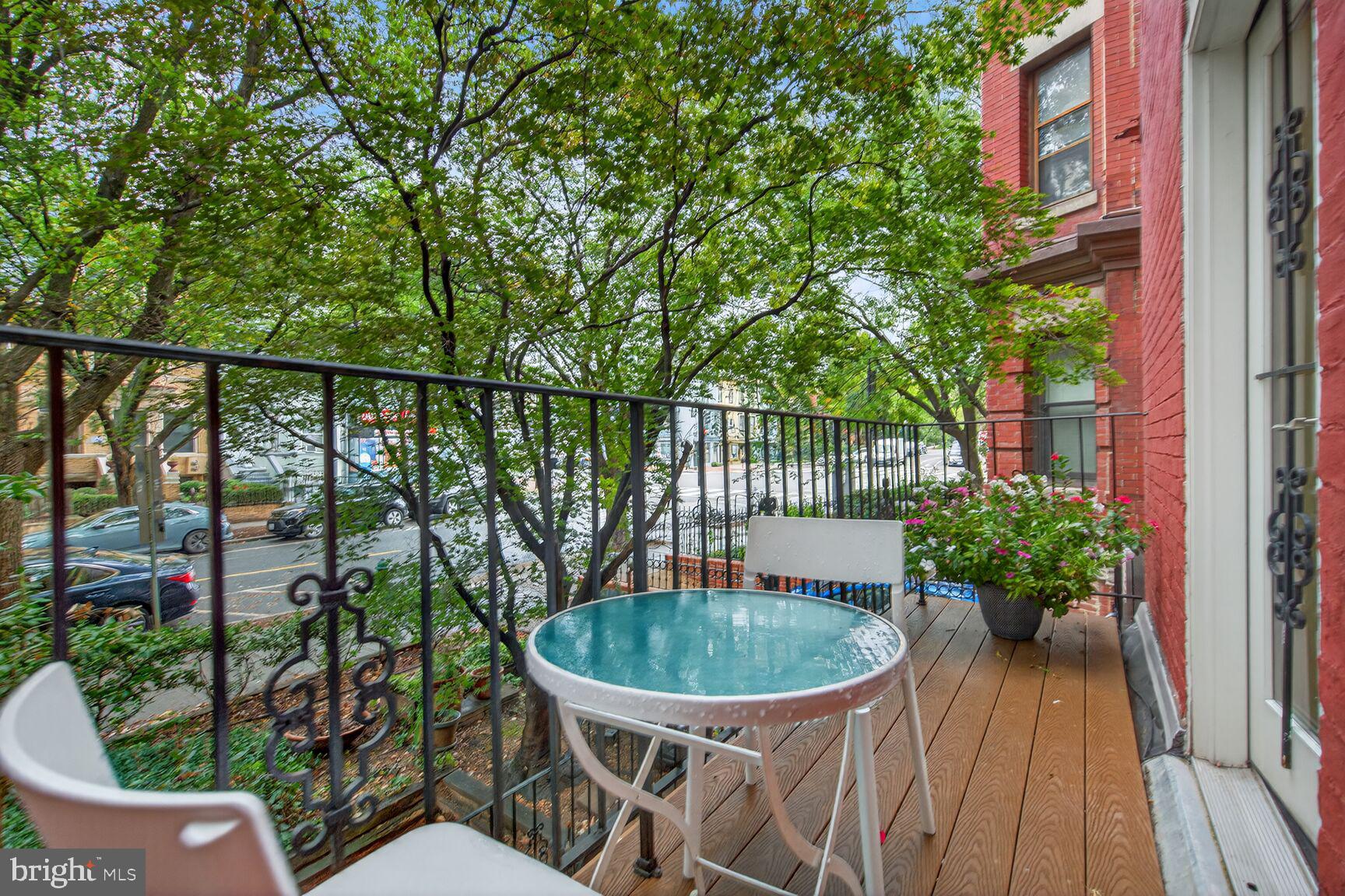 1935 17TH STREET NW 4