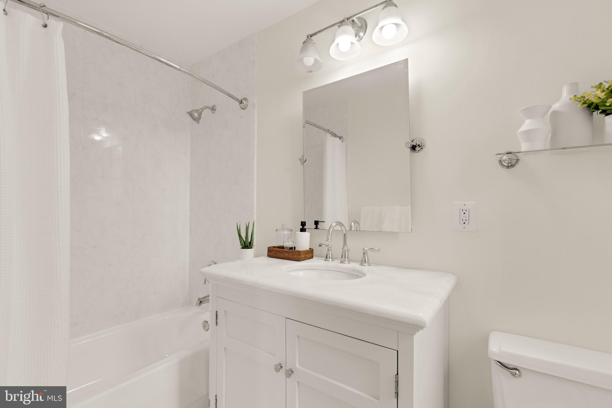 2129 Florida Ave NW #304