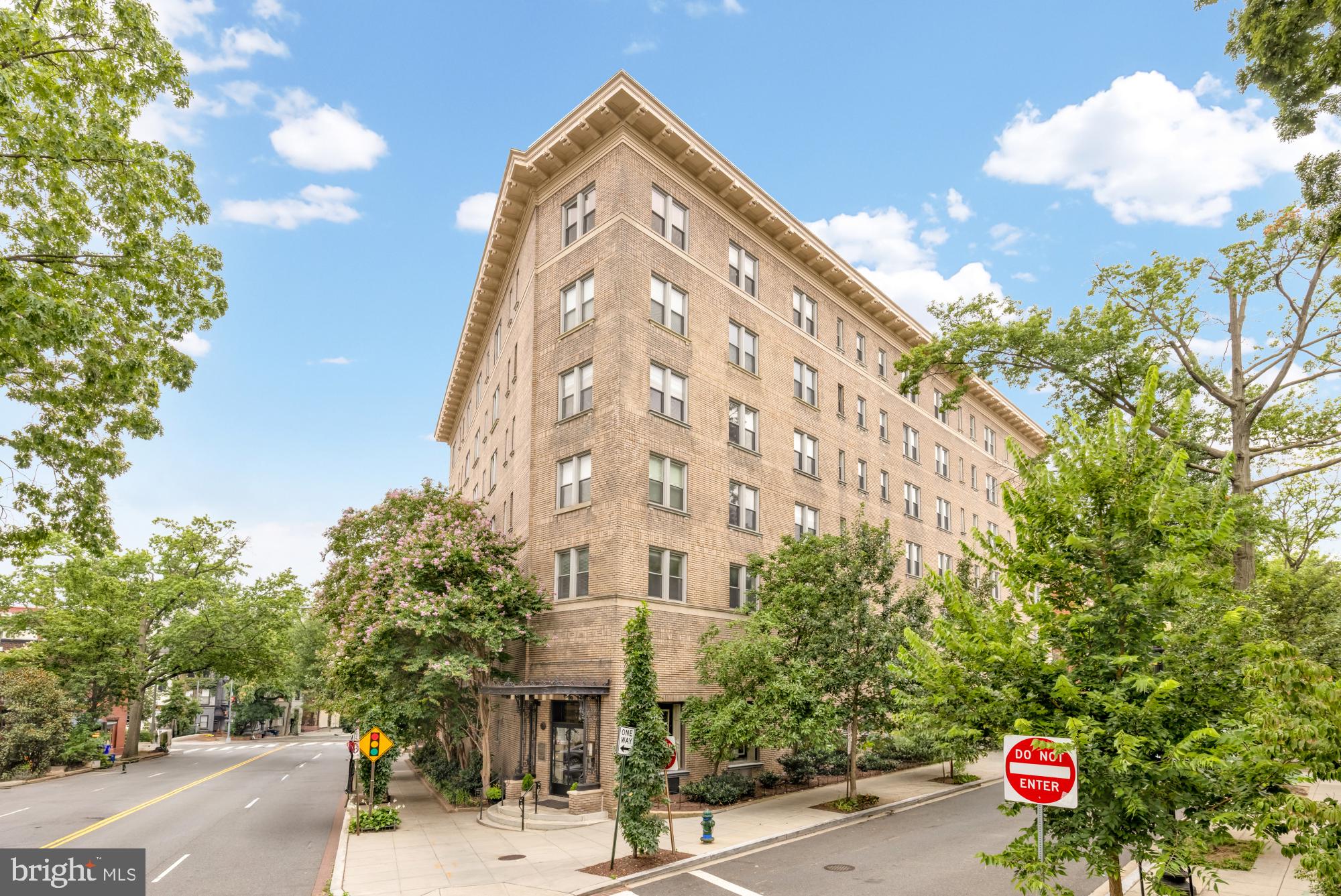 2129 Florida Ave NW #304