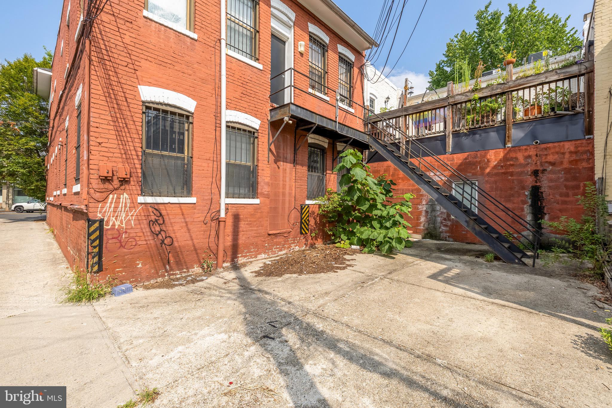 1768 FLORIDA AVE NW #2