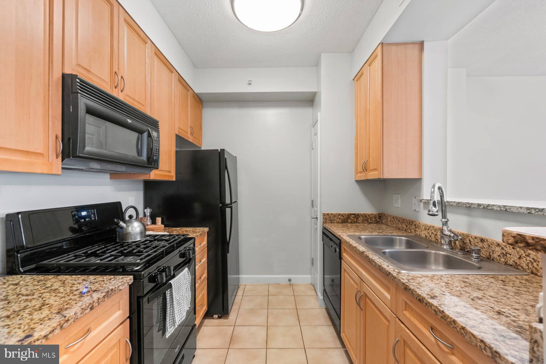 1111 25TH ST NW #611