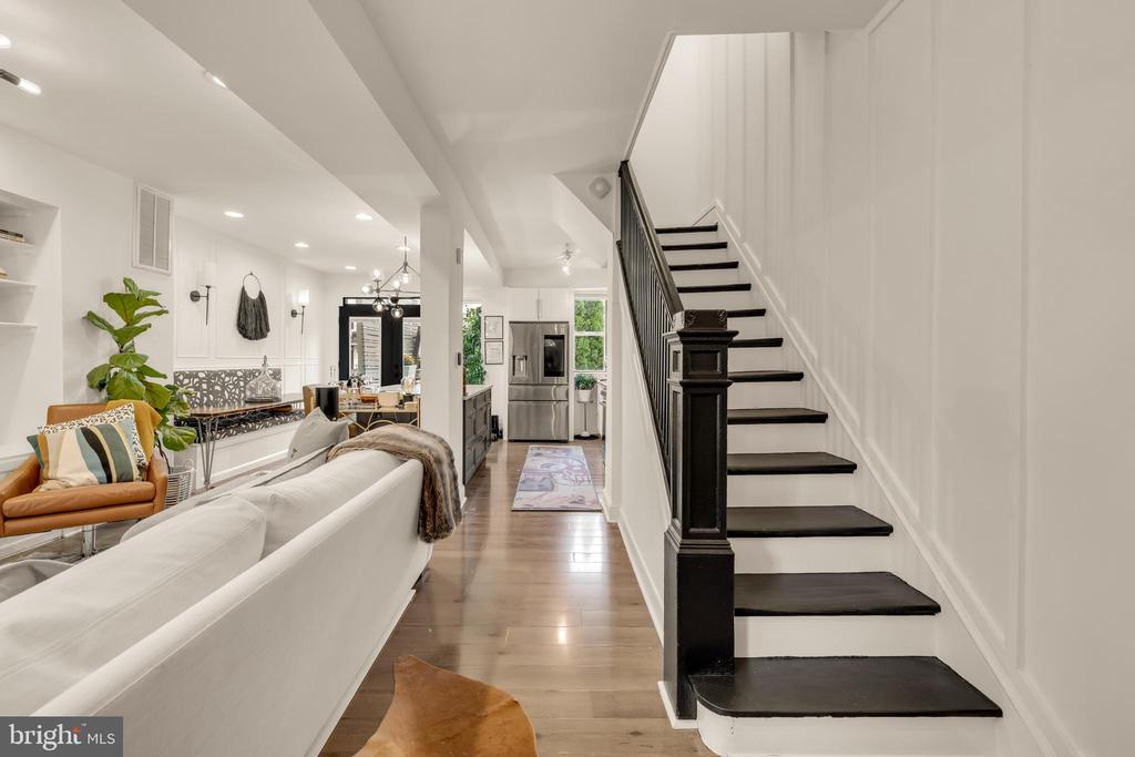 118 TODD PLACE NE