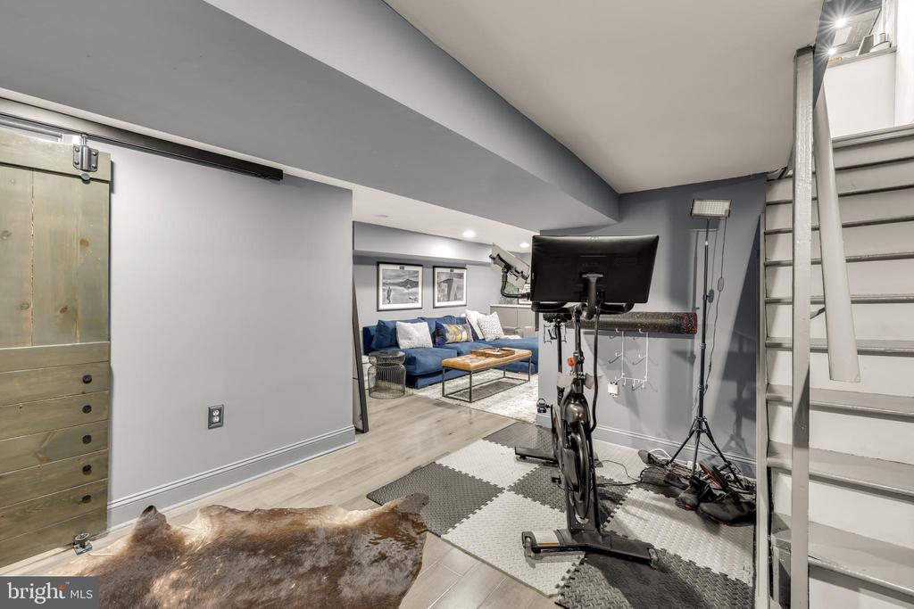 118 TODD PLACE NE