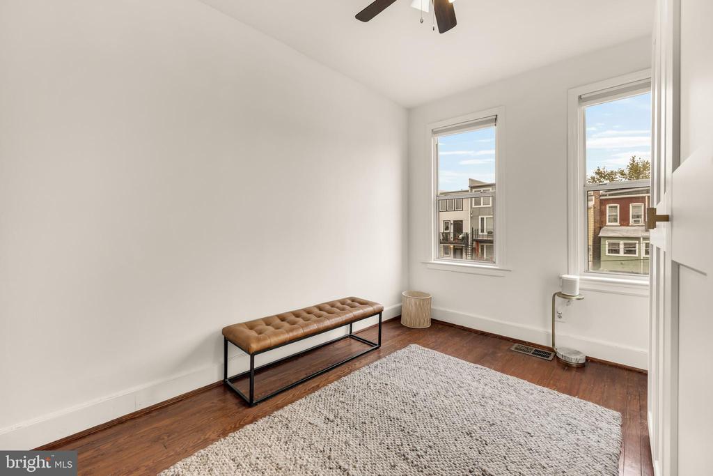 118 TODD PLACE NE