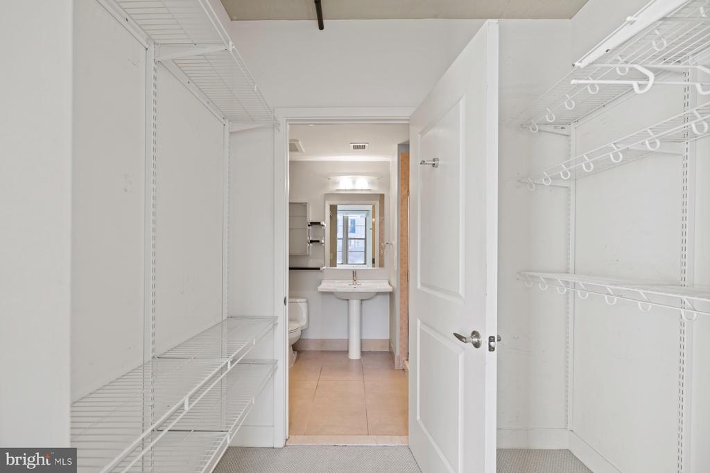 2125 14TH STREET NW 618