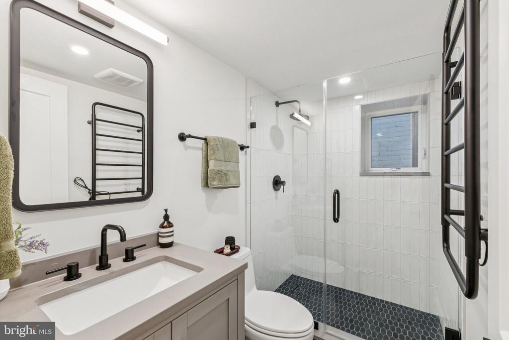 21 W STREET NW