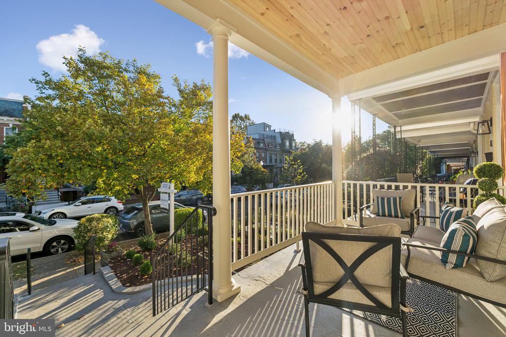 21 W STREET NW
