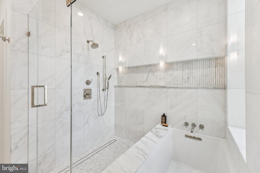21 W STREET NW