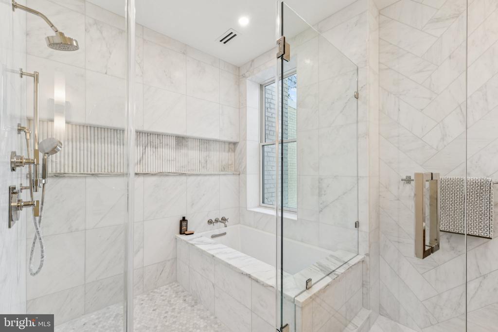 21 W STREET NW
