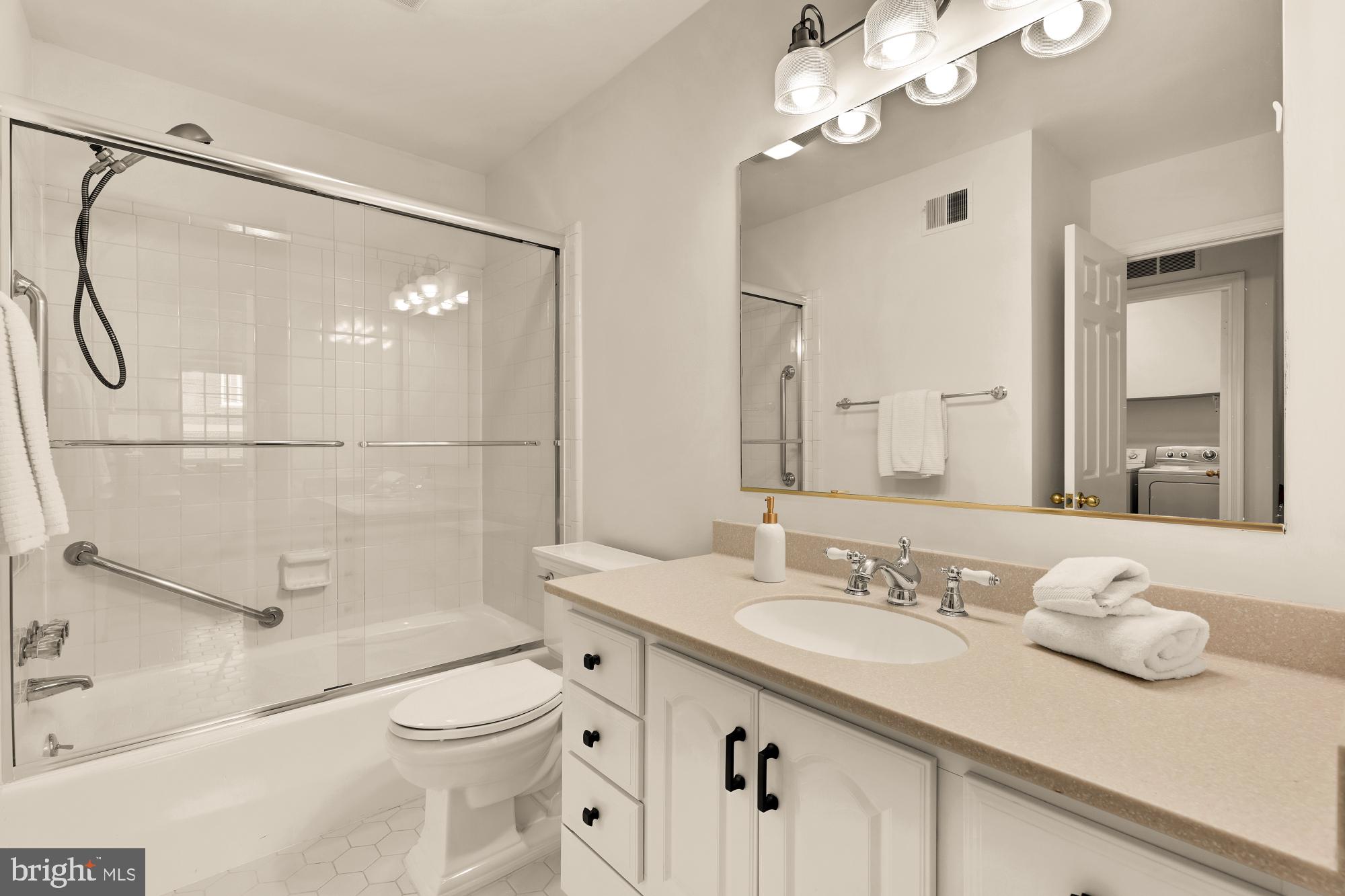 4257 FORDHAM ROAD NW