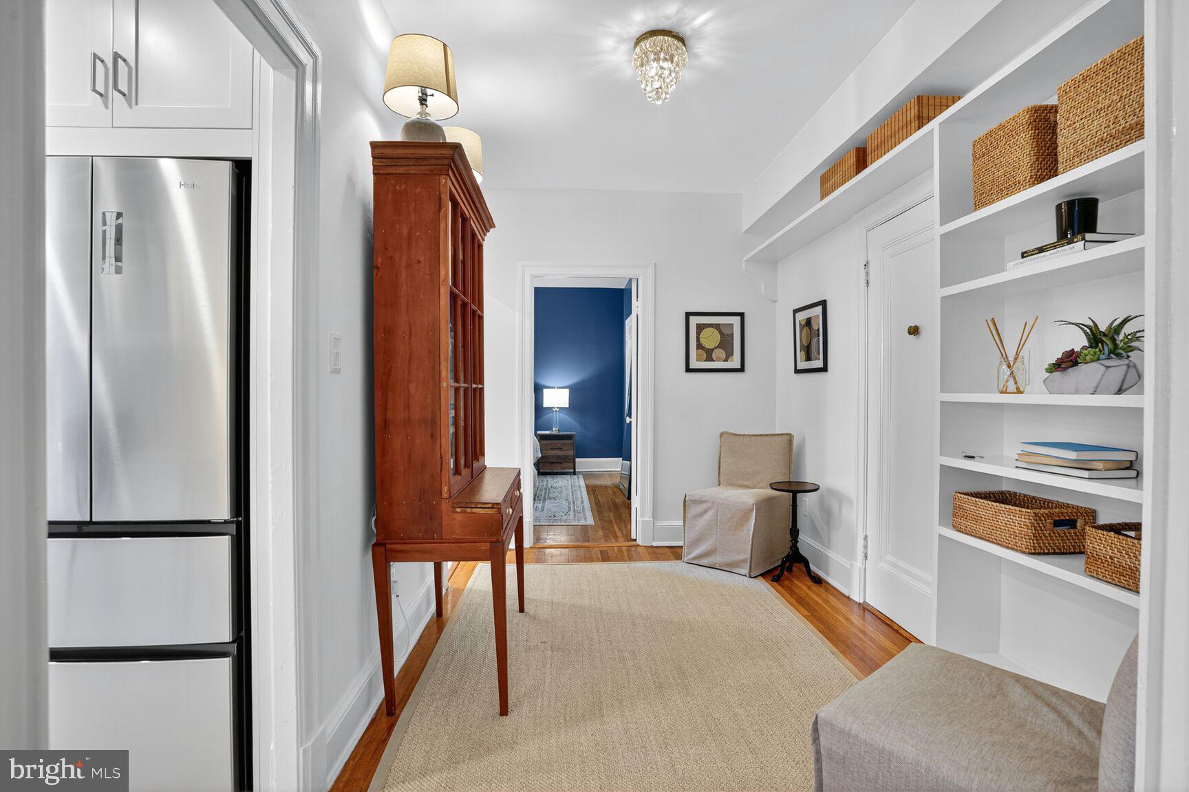 2227 20TH STREET NW 402