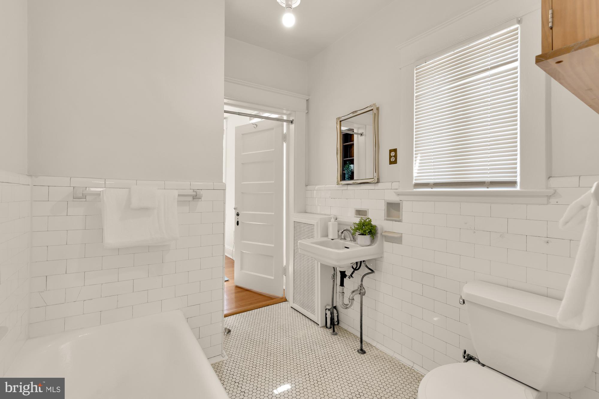 3710 MILITARY ROAD NW