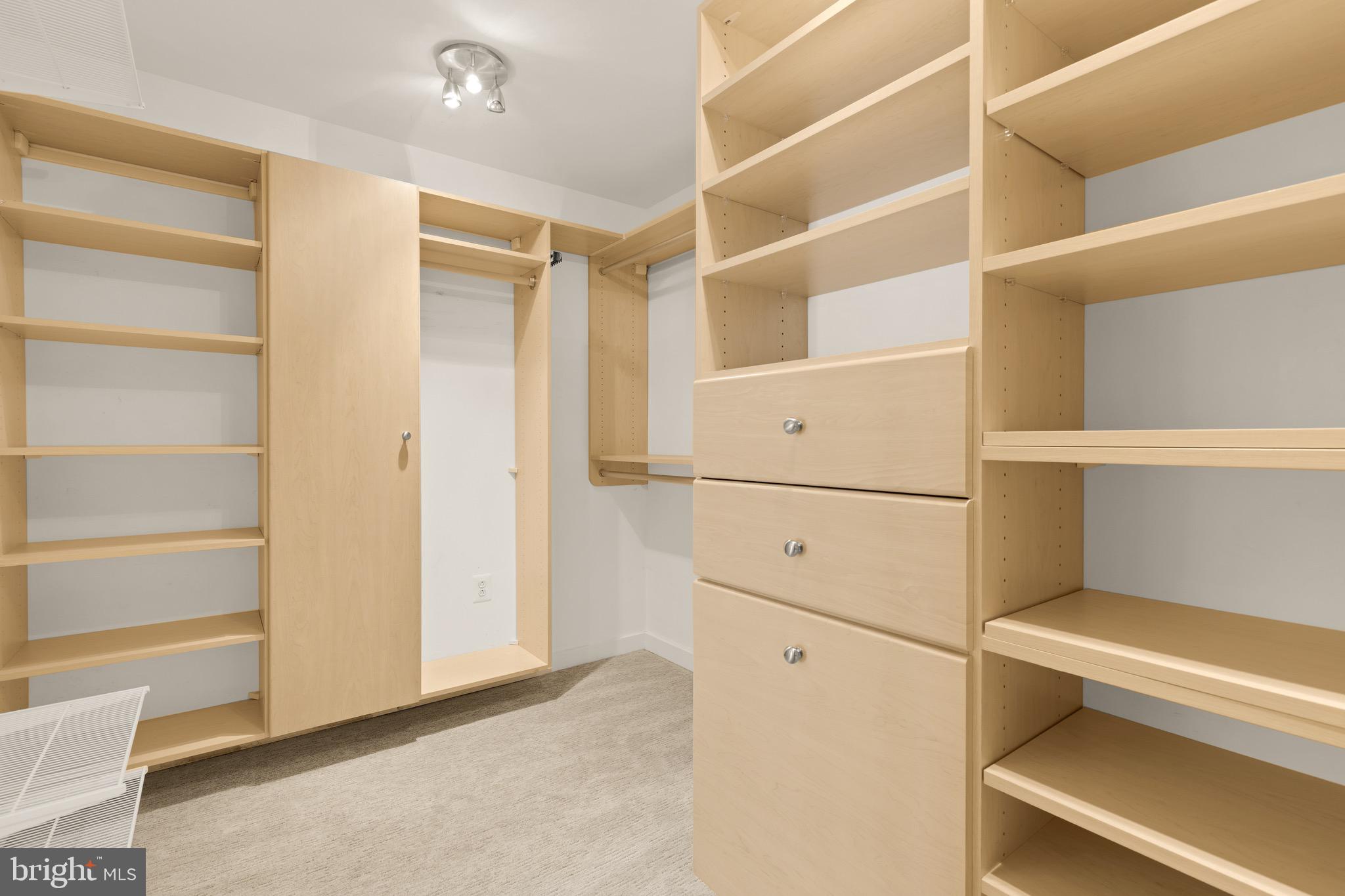 1401 CHURCH STREET NW 523