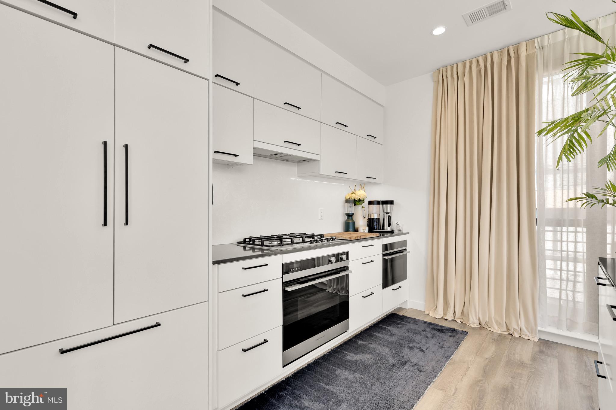 1500 HARRY THOMAS WAY NE 501