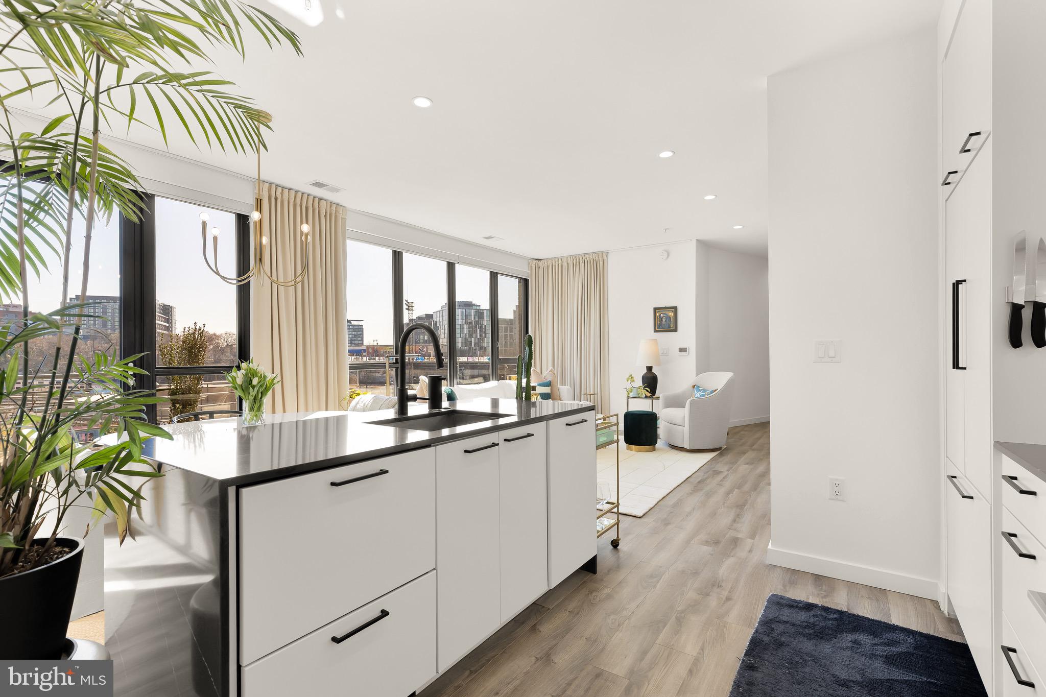 1500 HARRY THOMAS WAY NE 501