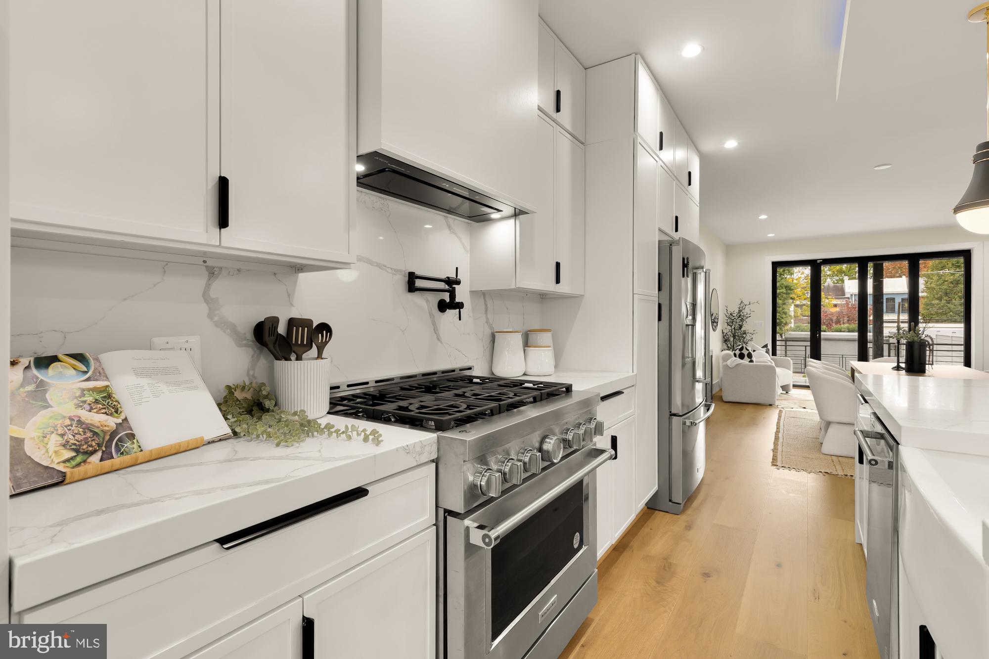 1406 BUCHANAN STREET NW