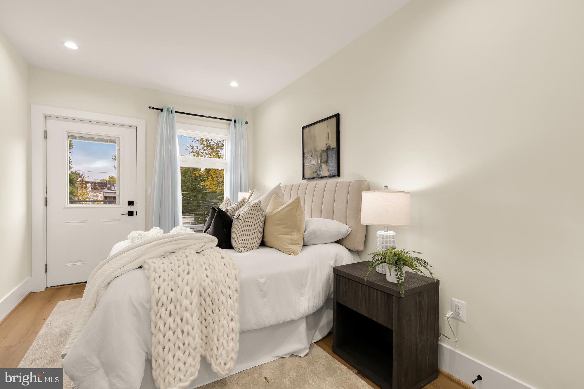 1406 BUCHANAN STREET NW