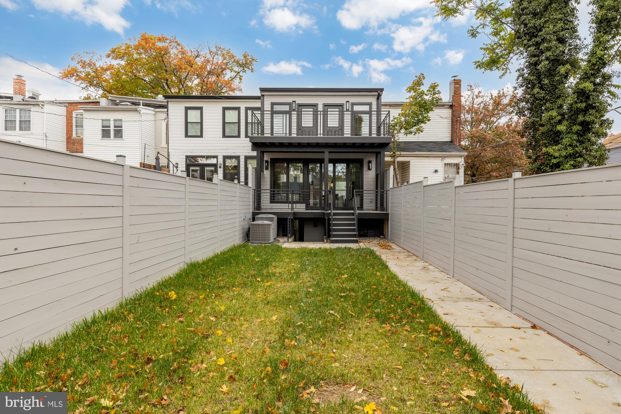 1406 BUCHANAN STREET NW