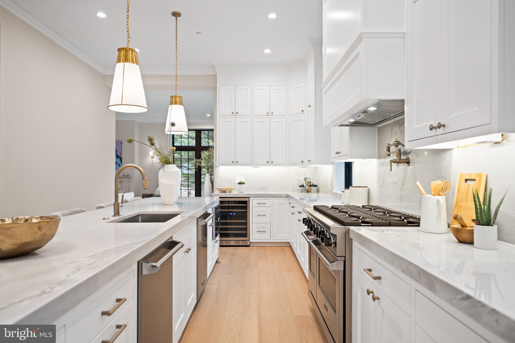 5125 UPTON STREET NW