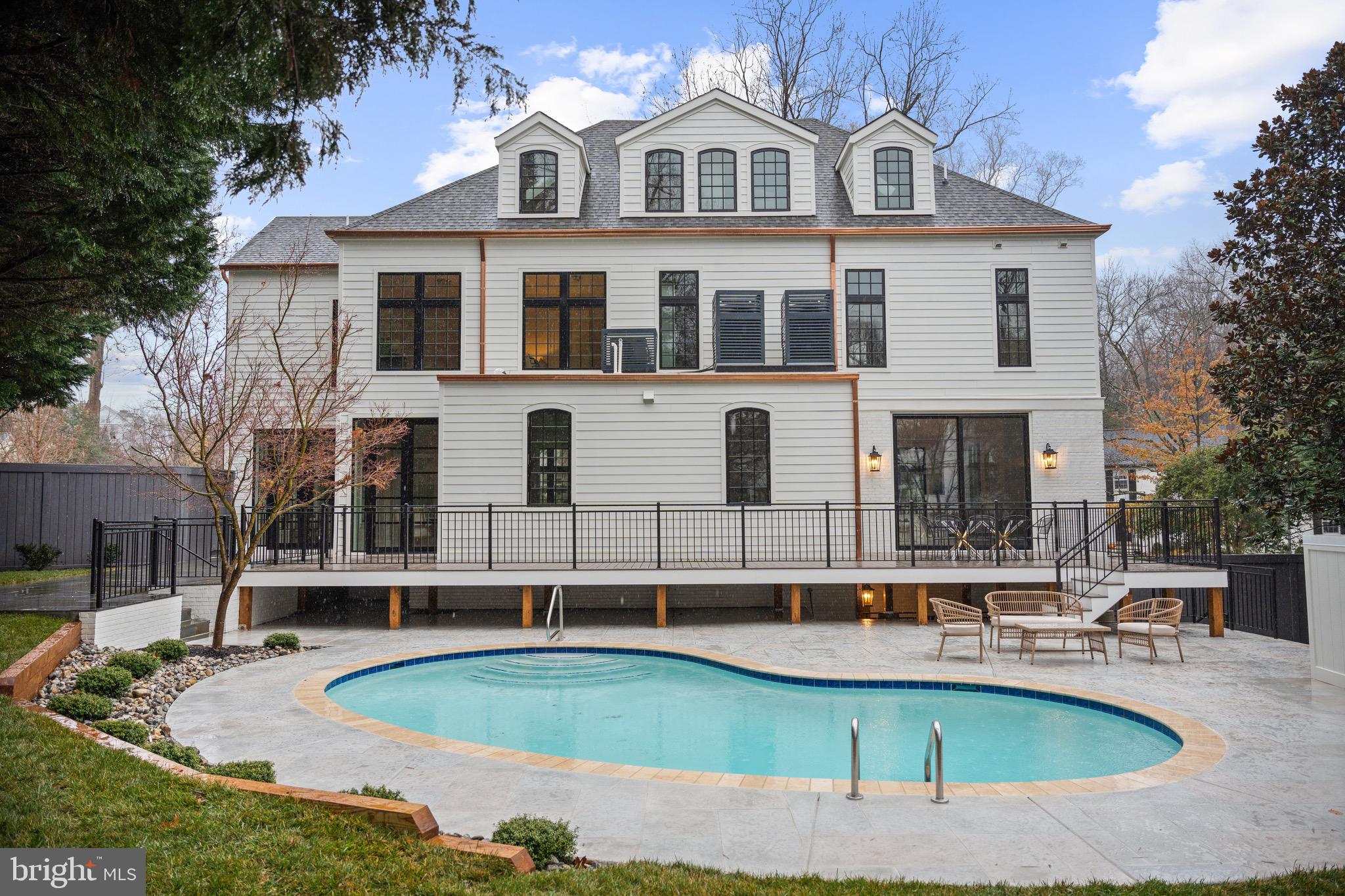 5125 UPTON STREET NW