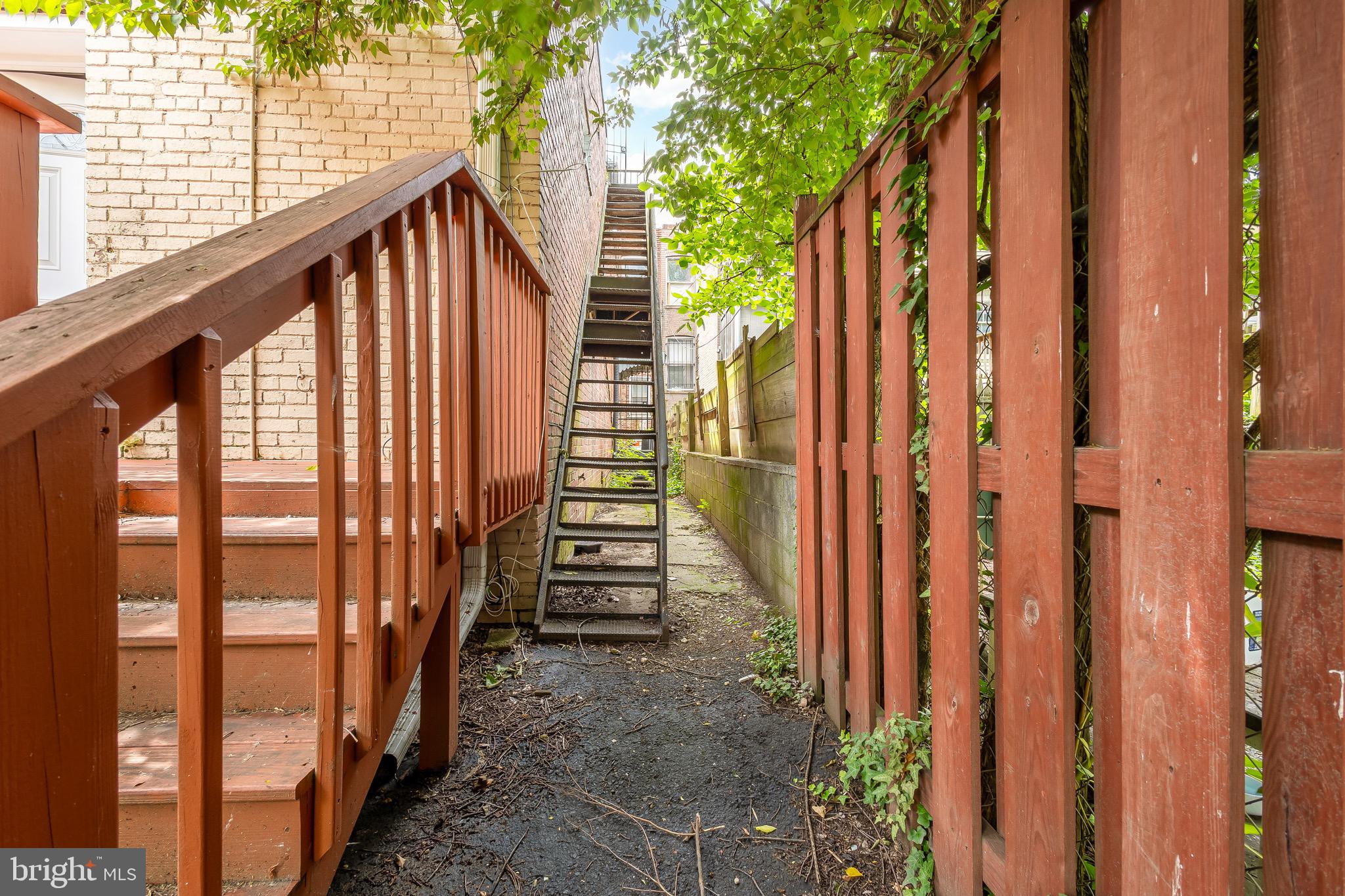 730 15TH ST SE 2