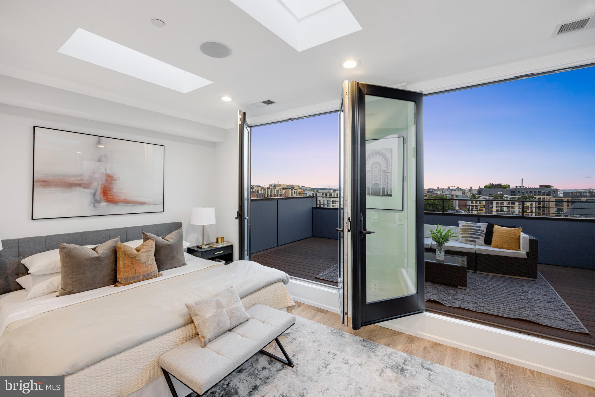 1444 BELMONT ST NW 302