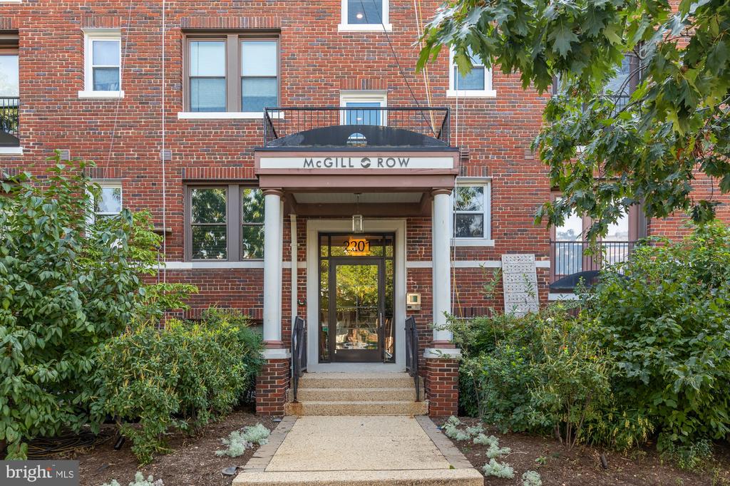 2201 2ND STREET NW 41
